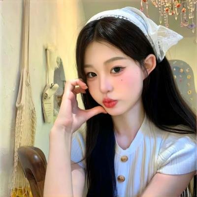 葛洛莉亚·贝尔